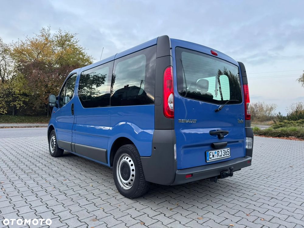 Renault Trafic L1H1 Passenger Lux - 6