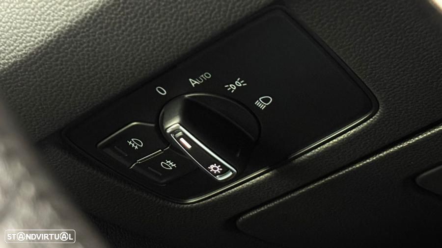 VW Passat Variant 1.6 TDI (BlueMotion ) DSG Trendline - 21