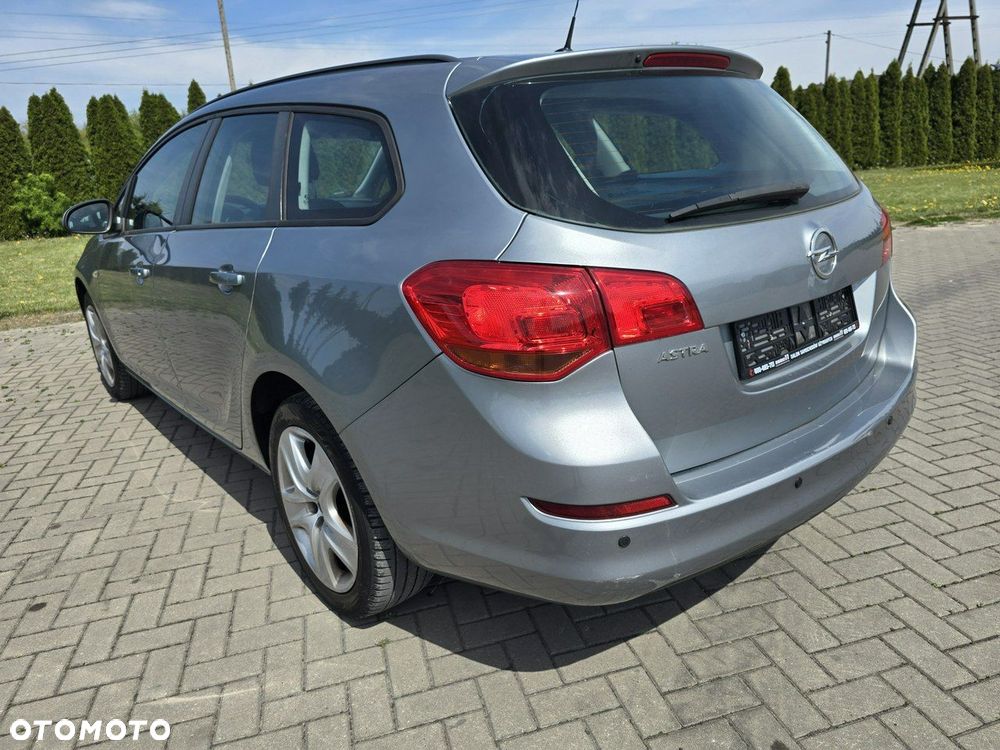 Opel Astra - 14