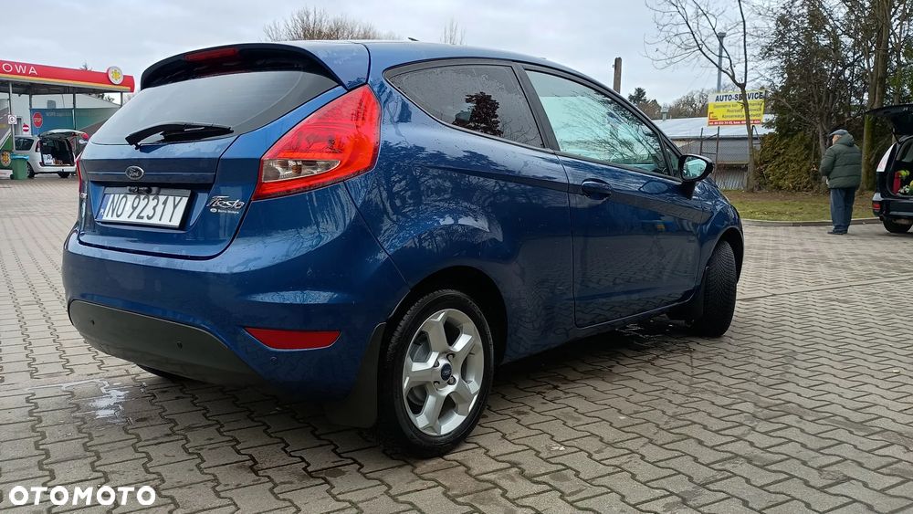 Ford Fiesta - 8