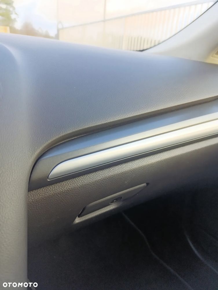 Ford Mondeo 1.5 EcoBoost STart-Stopp Trend - 32