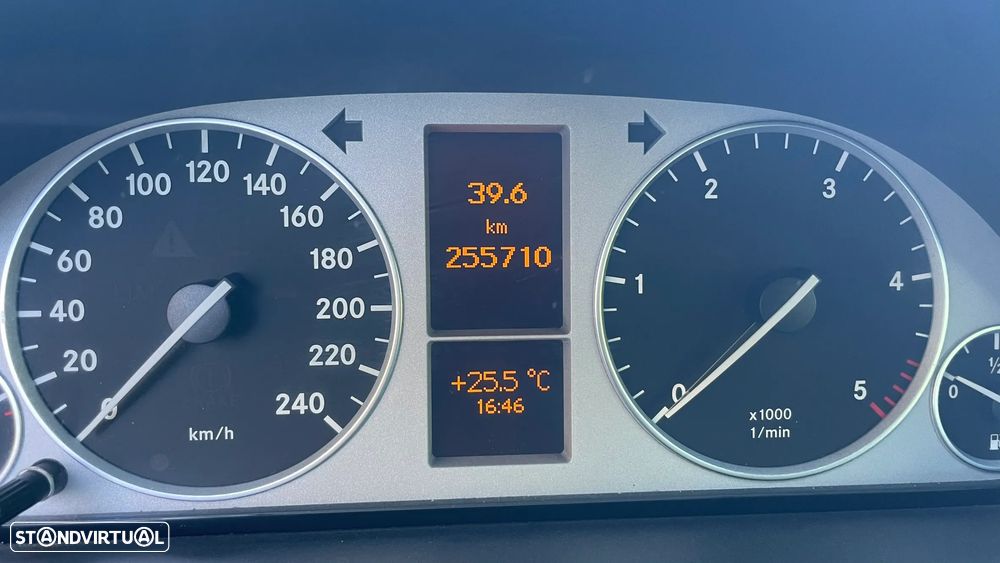 Mercedes-Benz B 180 CDI - 14
