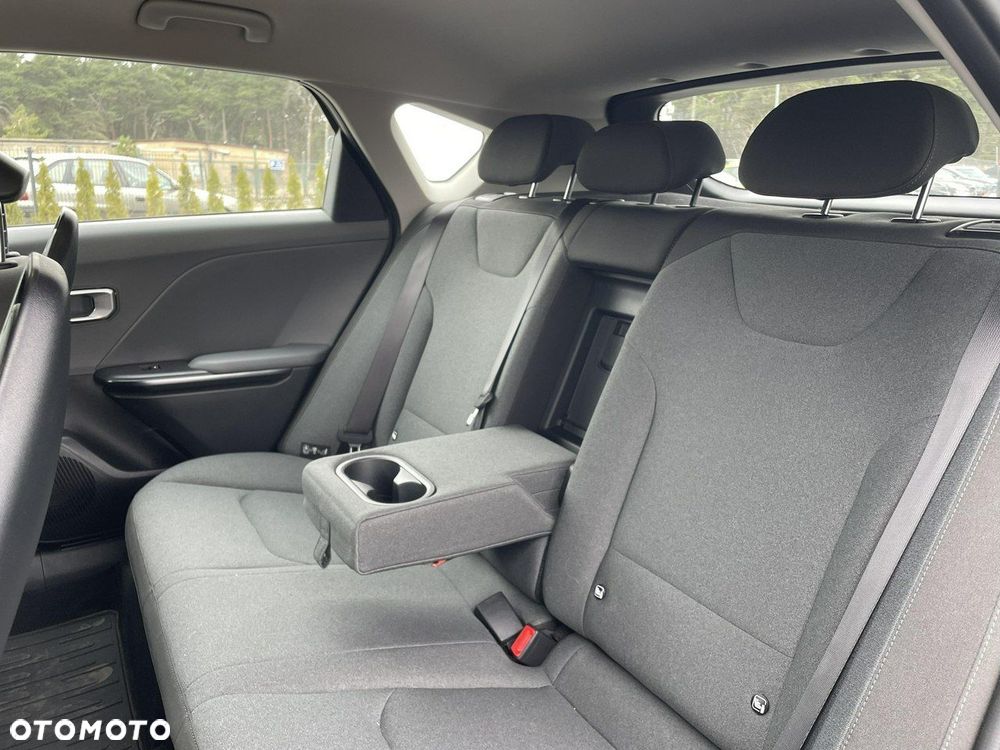 Kia K4 - 16