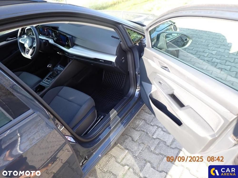 Volkswagen Golf - 21