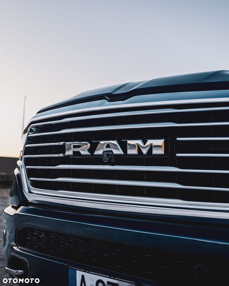 RAM 1500 5.7 eTorque Crew Cab Shortbed Longhorn Chrome - 5