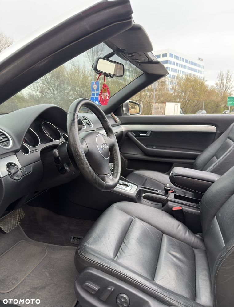 Audi A4 Cabrio - 12
