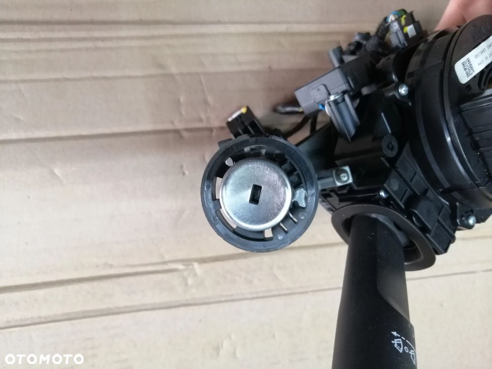 Chevrolet Aveo T300 1.3 Dizel zestaw startowy komputer Bosch 0281018383 immo licznik stacyjka i inne - 30