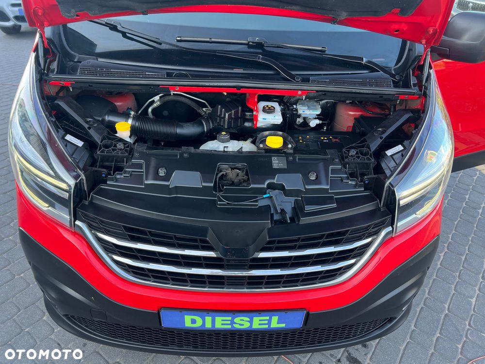 Renault Trafic - 10