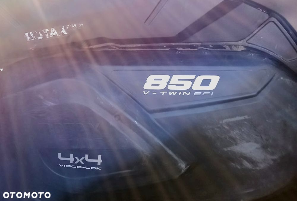 Can-Am Outlander - 12