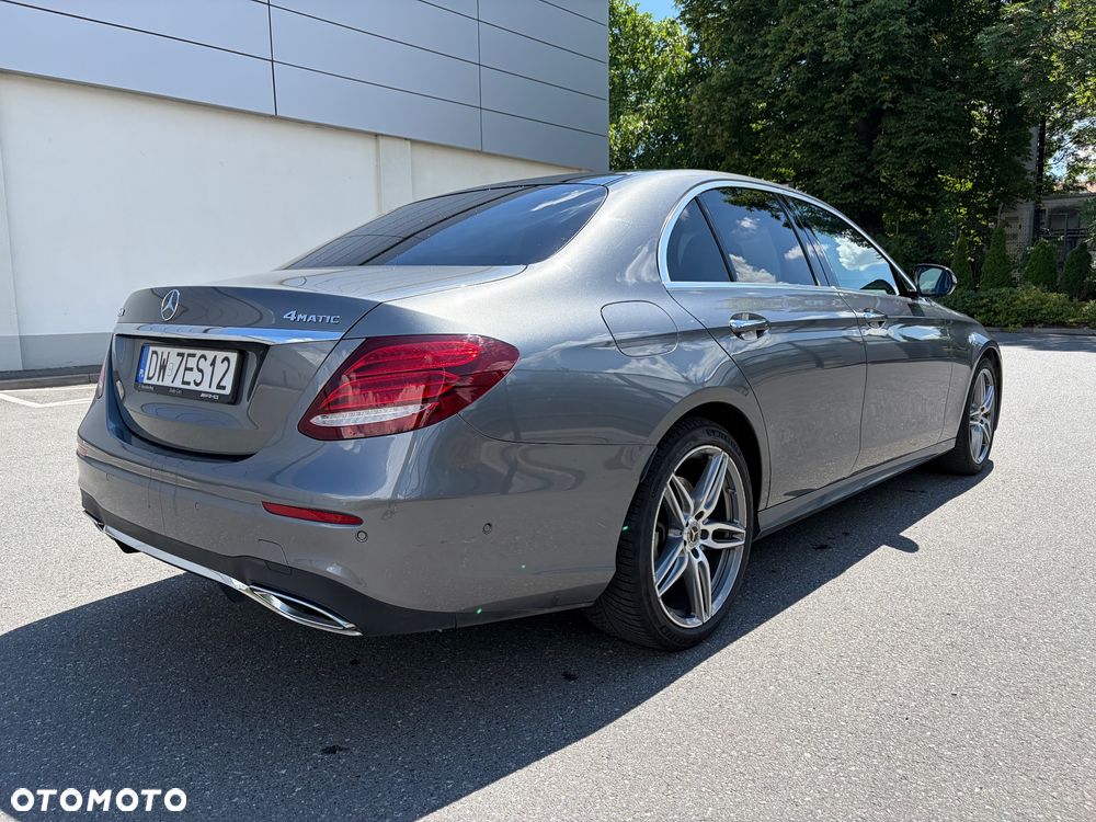 Mercedes-Benz Klasa E 400 d 4-Matic 9G-TRONIC - 11
