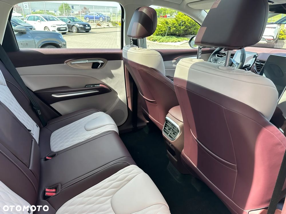 Bestune T90 2.0T Elegance - 8