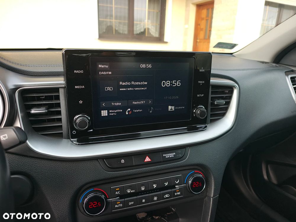 Kia Ceed 1.5 T-GDI M - 11