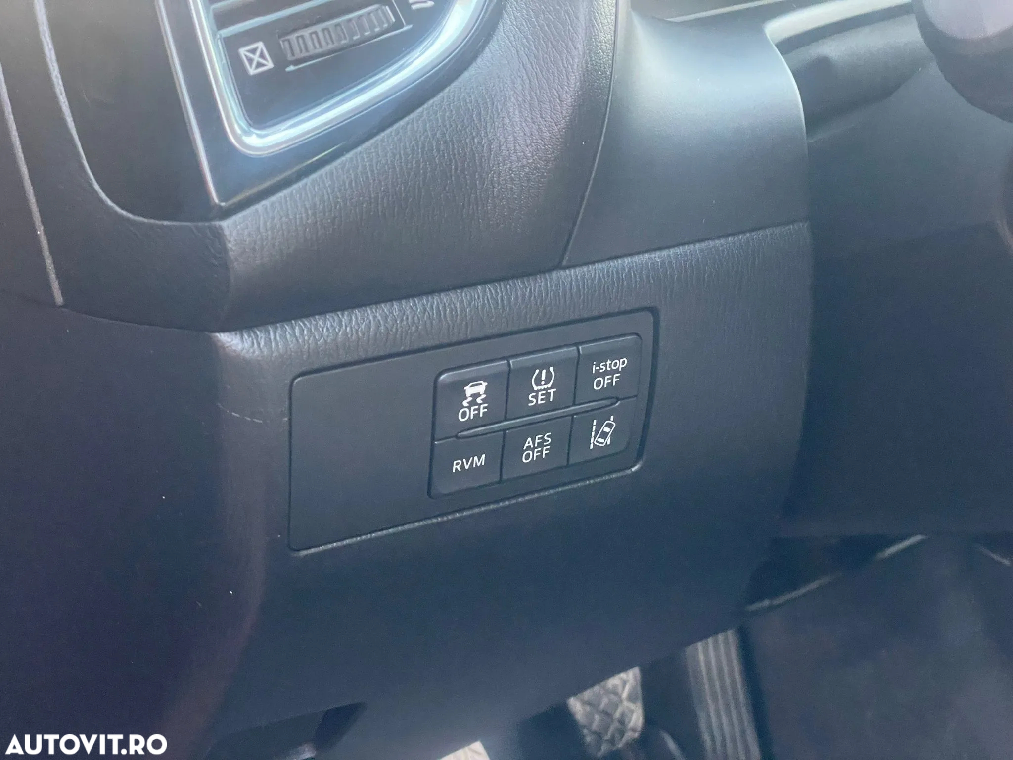 Mazda 3 CD150 Revolution Top - 8