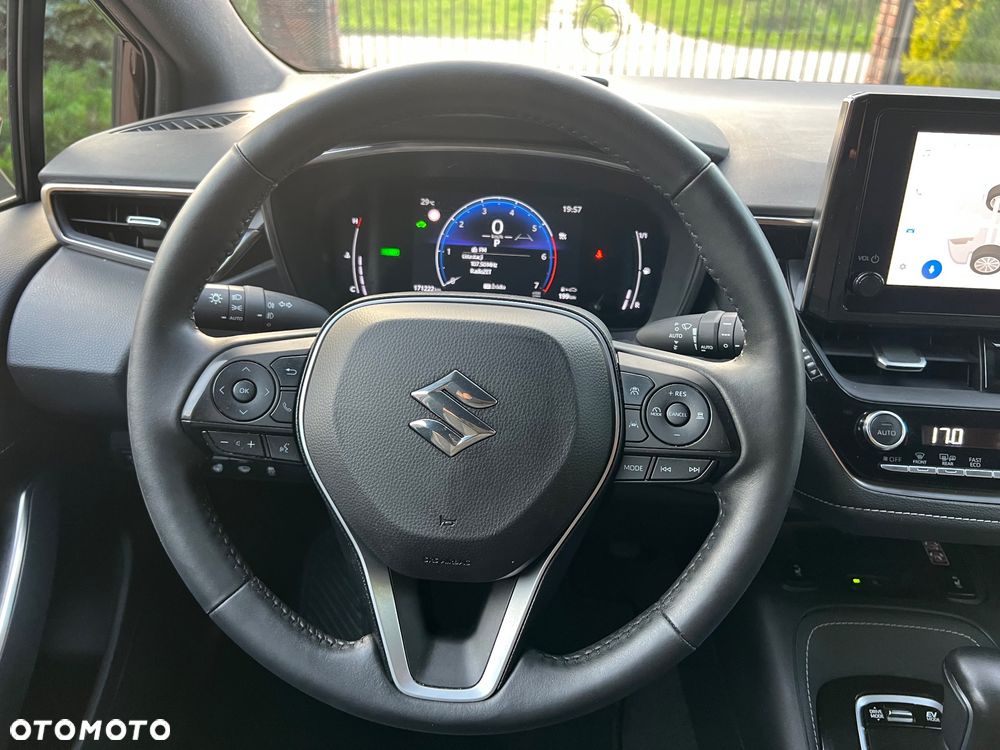 Suzuki Swace 1.8 Hybrid Elegance CVT - 32