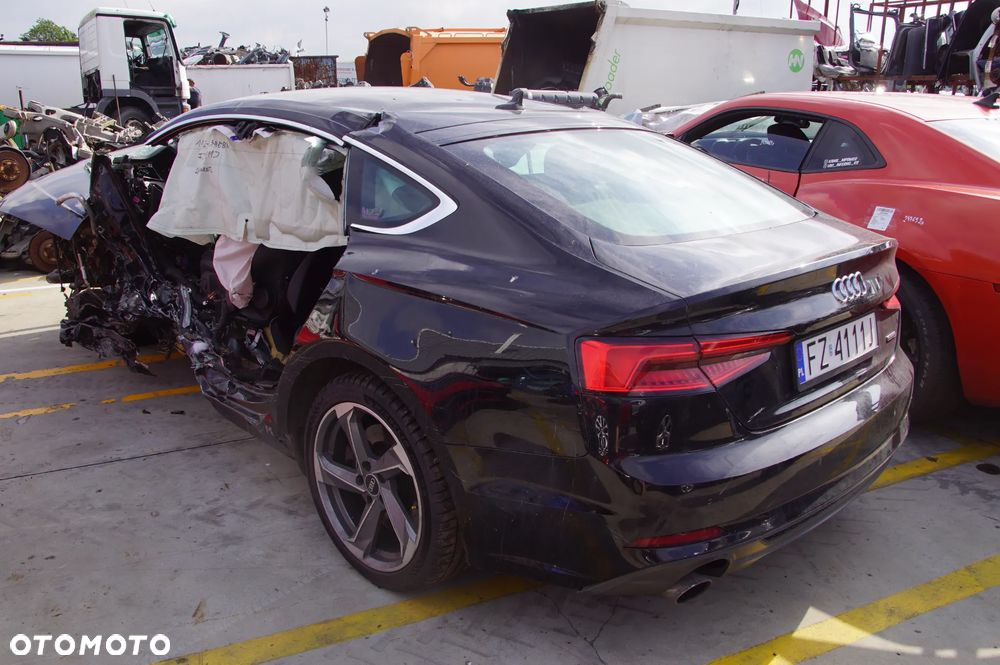 Auto na części - Audi A5 8T Sportback Quattro Lift 2.0 TFSI 252 KM CYRB SJM LY9B 2017R Silnik Skrzynia Klapa Zderzak Drzwi Szyba Lampa Deska Kokpit Sterownik Moduł Kierownica Panel - 7