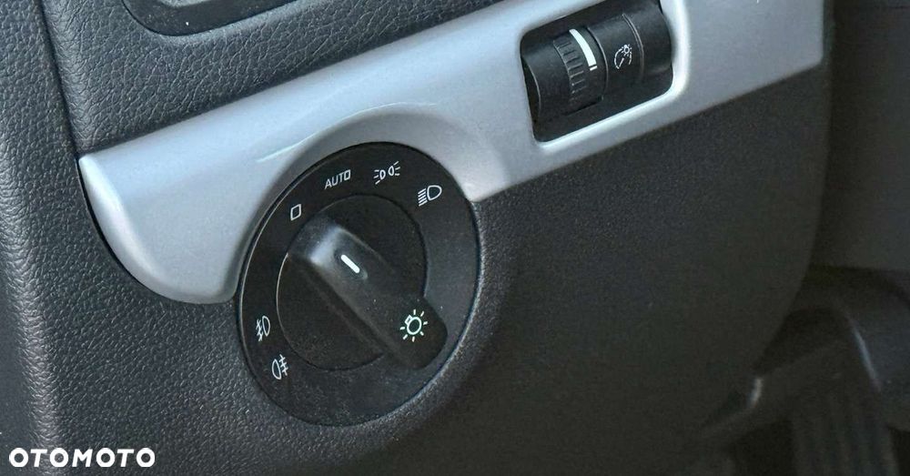 Skoda Yeti 2.0 TDI 4x4 Ambition - 24