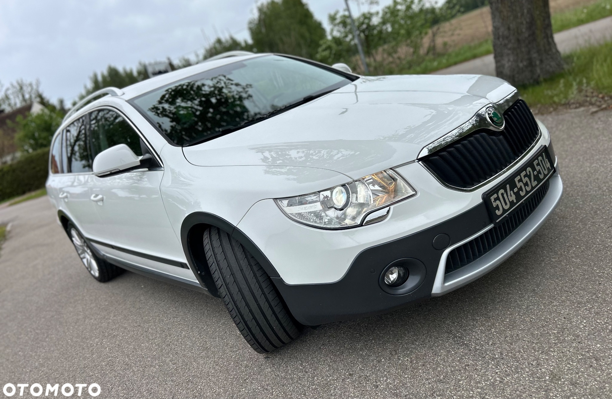 Skoda Superb Combi 2.0 TDI 4x4 DSG AllDrive - 11