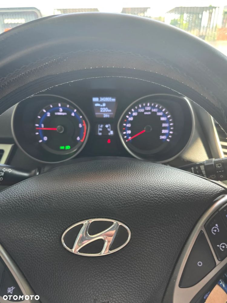 Hyundai i30 1.6 CRDi Comfort - 13