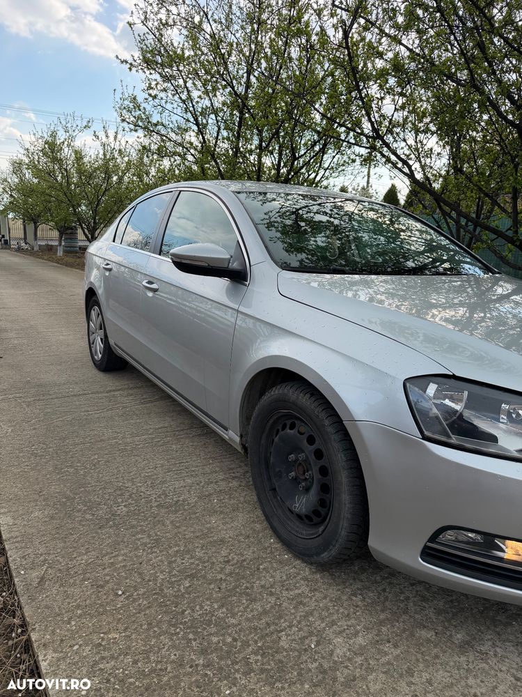 Volkswagen Passat 2.0 TDI Blue TDI DSG Highline - 2