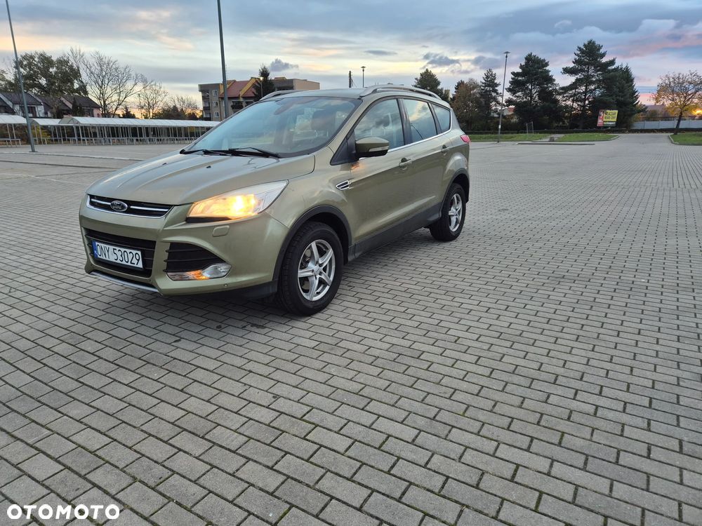 Ford Kuga 1.6 EcoBoost 2x4 SYNC - 1