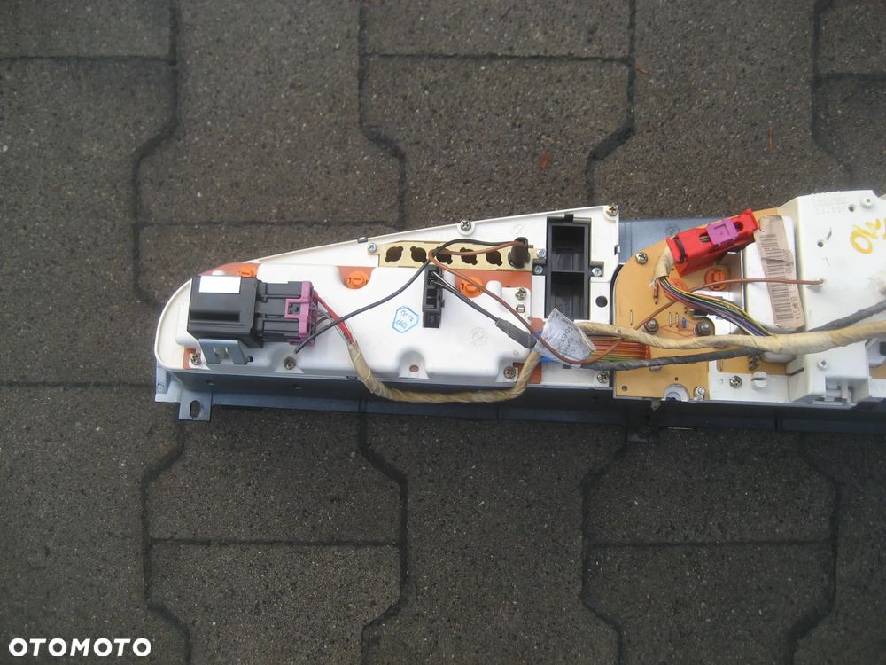 audi 100 c4 90-94r 2,3 benzyna licznik zegar 4a1919033n europa - 12