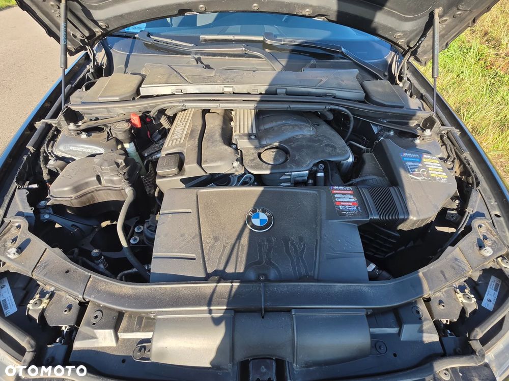BMW Seria 3 320i - 20