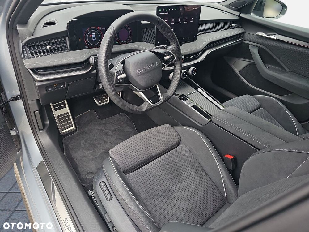 Skoda Superb 2.0 TSI Sportline DSG - 7