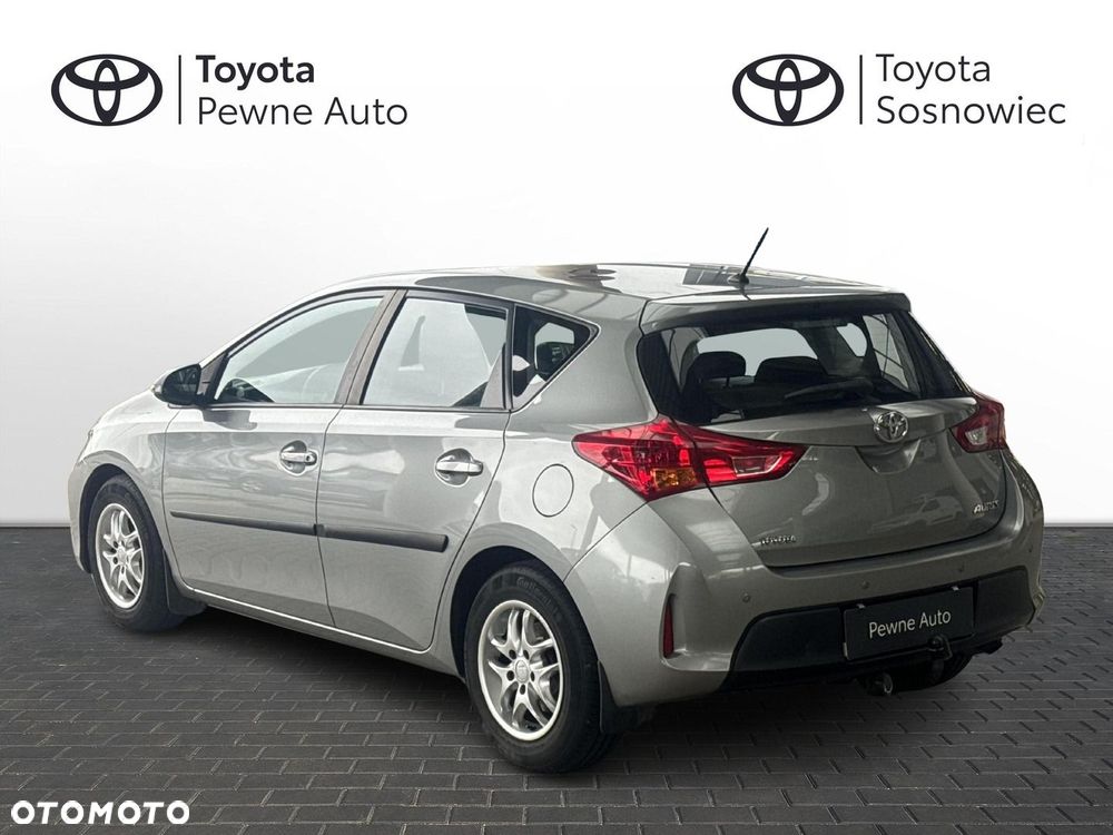 Toyota Auris - 5
