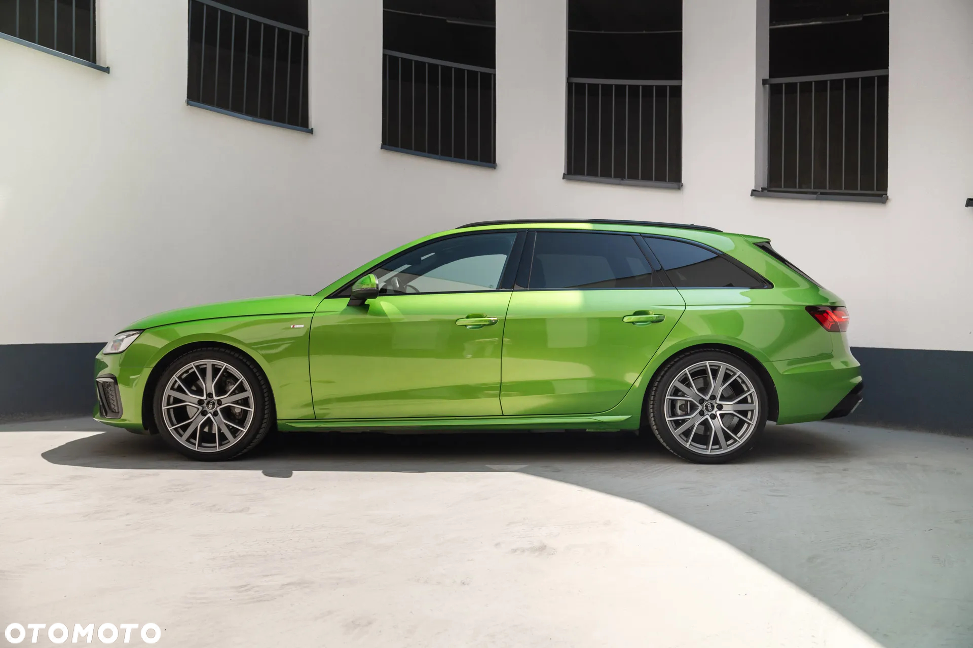 Audi A4 Avant 45 TFSI quattro S tronic S line - 26