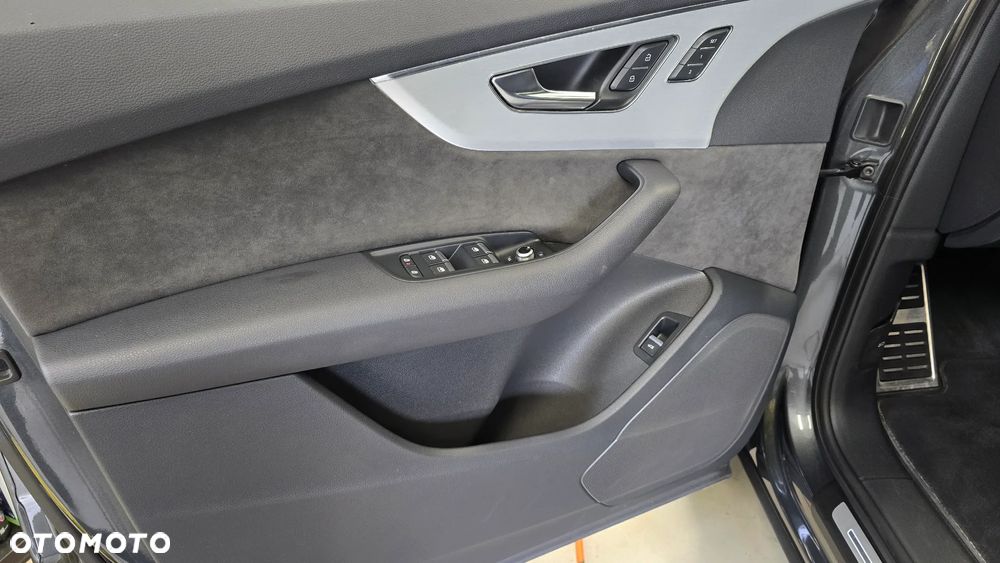 Audi Q7 55 TFSI mHEV Quattro S Line Tiptr - 7