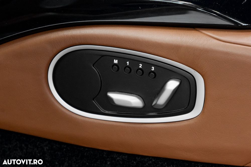 Aston Martin V8 Vantage Standard - 13