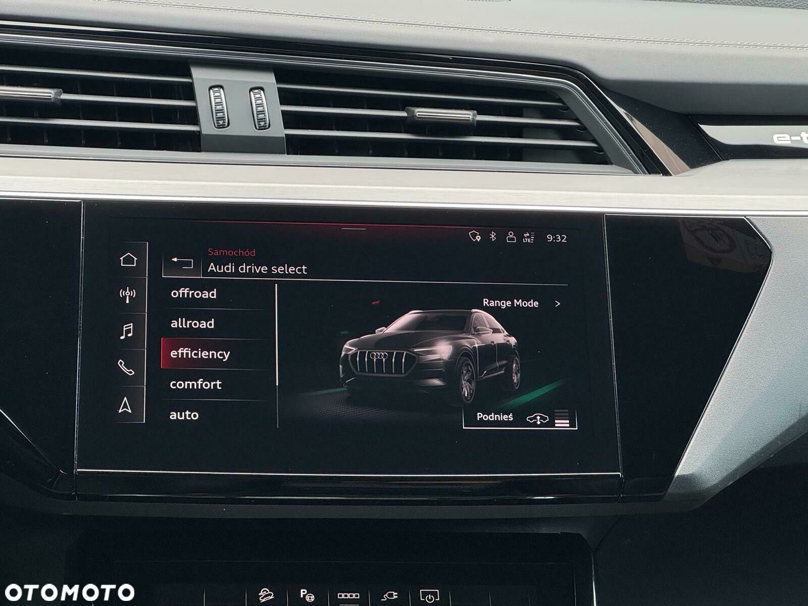 Audi e-tron - 26