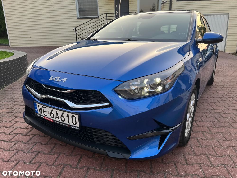 Kia Ceed 1.5 T-GDI M - 3