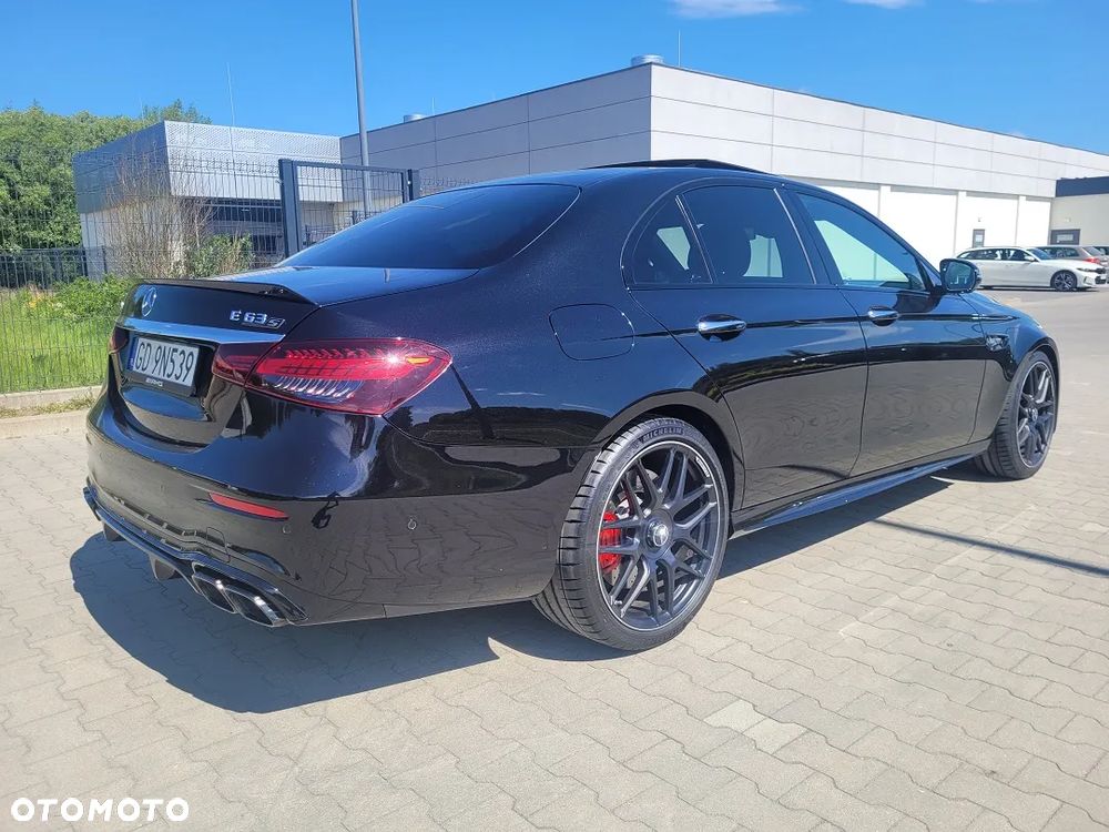 Mercedes-Benz Klasa E AMG 63 S 4Matic+ AMG Speedshift MCT-9G - 6