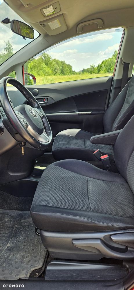 Toyota Verso S - 11