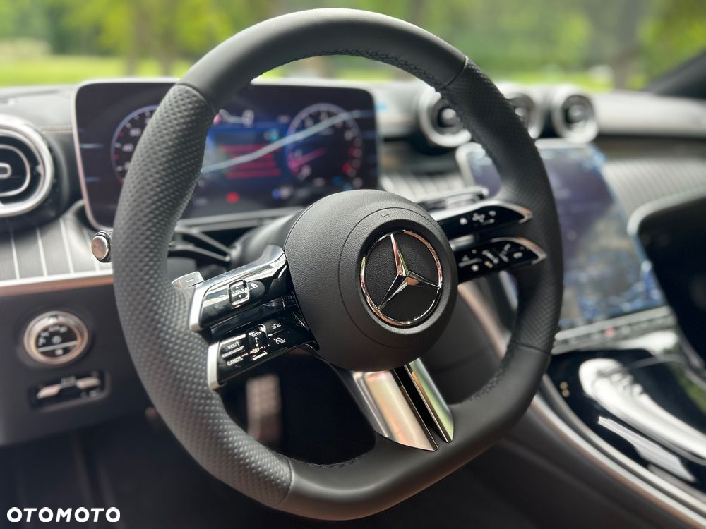 Mercedes-Benz CLE - 24
