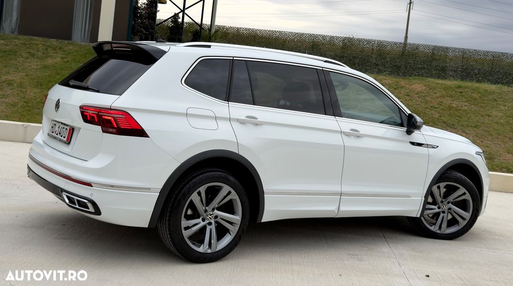 Volkswagen Tiguan 2.0 TDI SCR 4MOTION DSG R-Line - 24