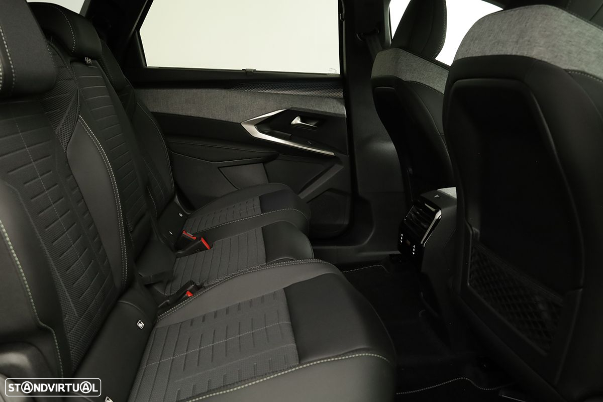 Peugeot 5008 1.2 Hybrid GT e-DCS6 - 21