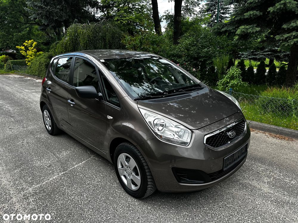 Kia Venga - 9