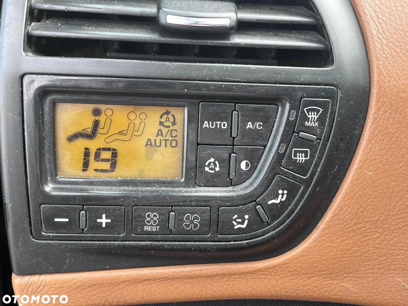 Citroën C4 Picasso 2.0 HDi Equilibre Navi Exclusive - 17