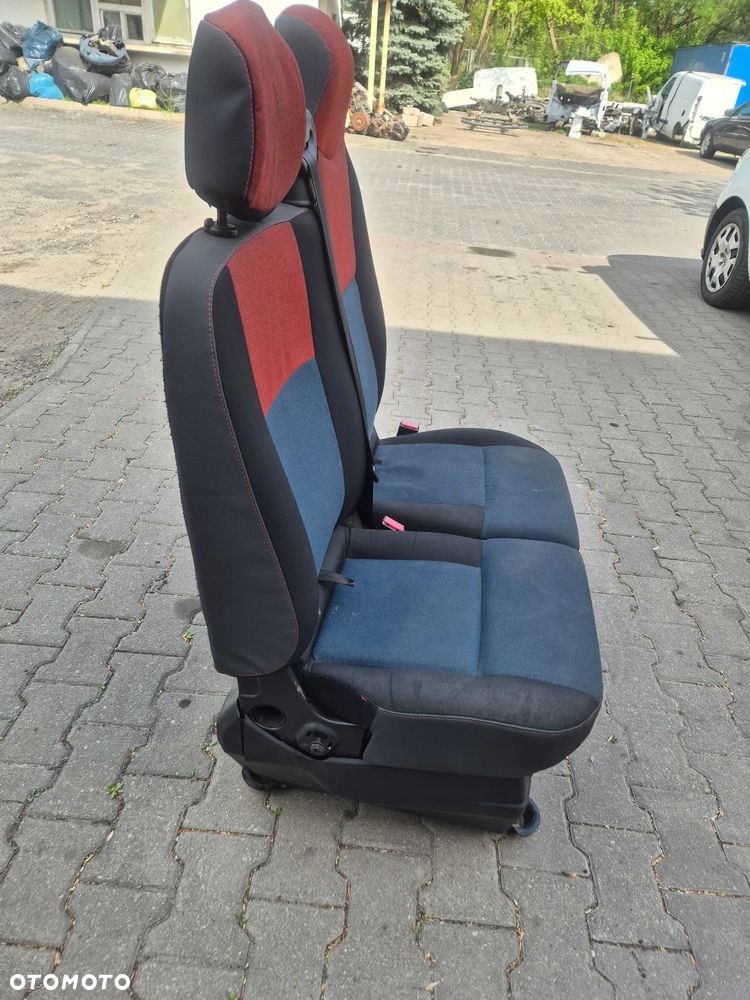 FOTEL PASAŻERA PRAWY EU MASTER III MOVANO B  NV400  10r.+ - 3