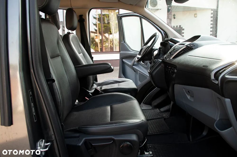 Ford Tourneo Custom 310 L1H1 VA Autm Titanium Business Edition - 6