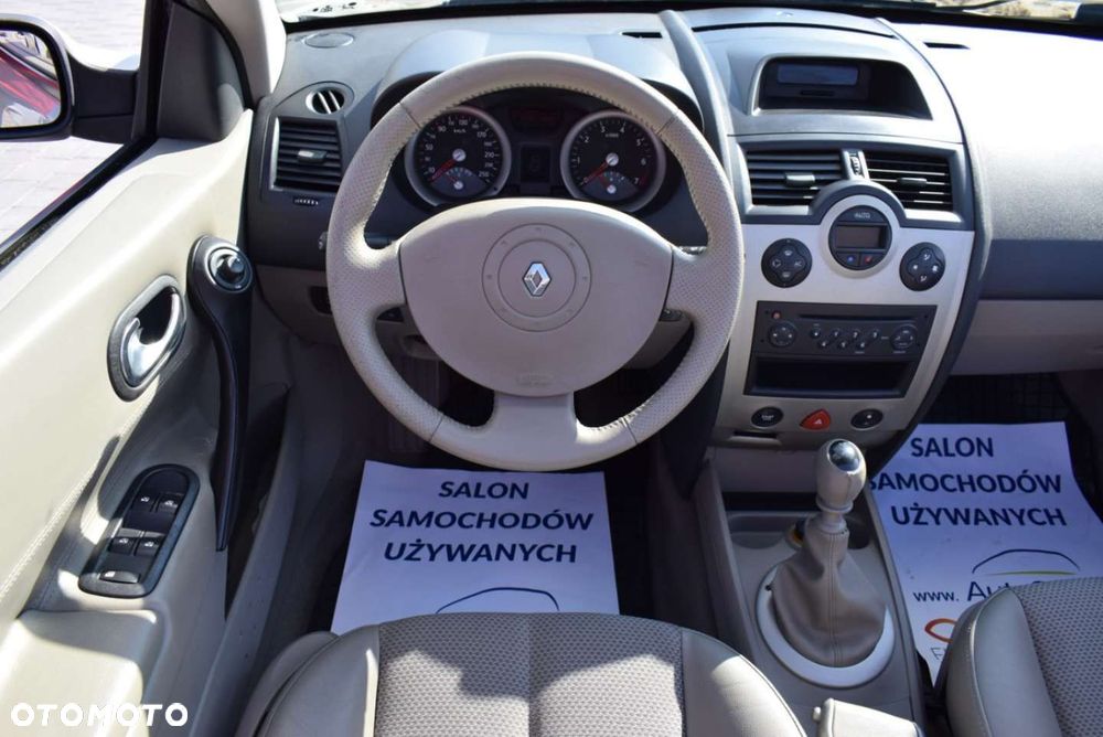 Renault Megane - 24