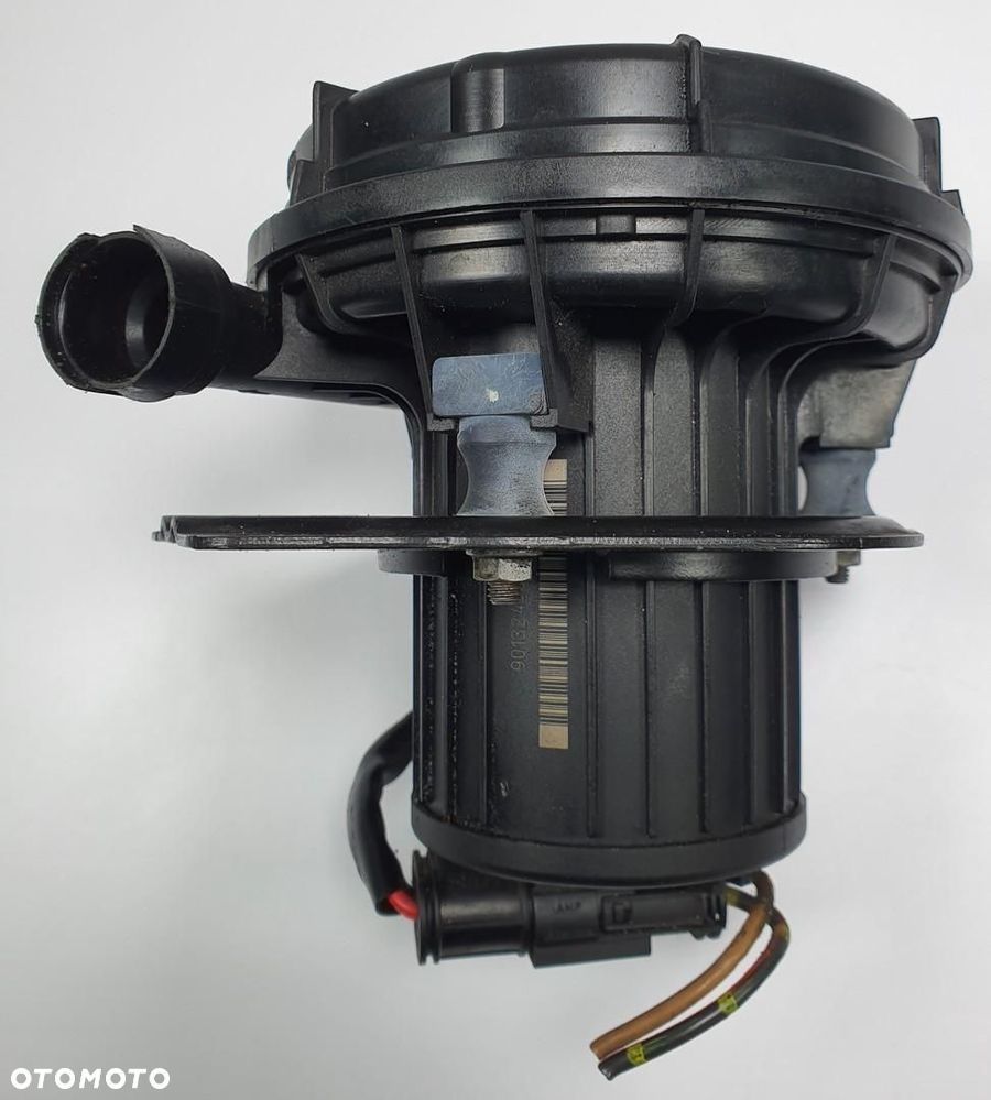 POMPA POWIETRZA WTÓRNEGO BMW 3 E46 2.0 B 901324700678 - 2