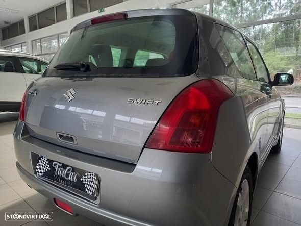 Suzuki Swift 1.3 DDiS GLX - 5