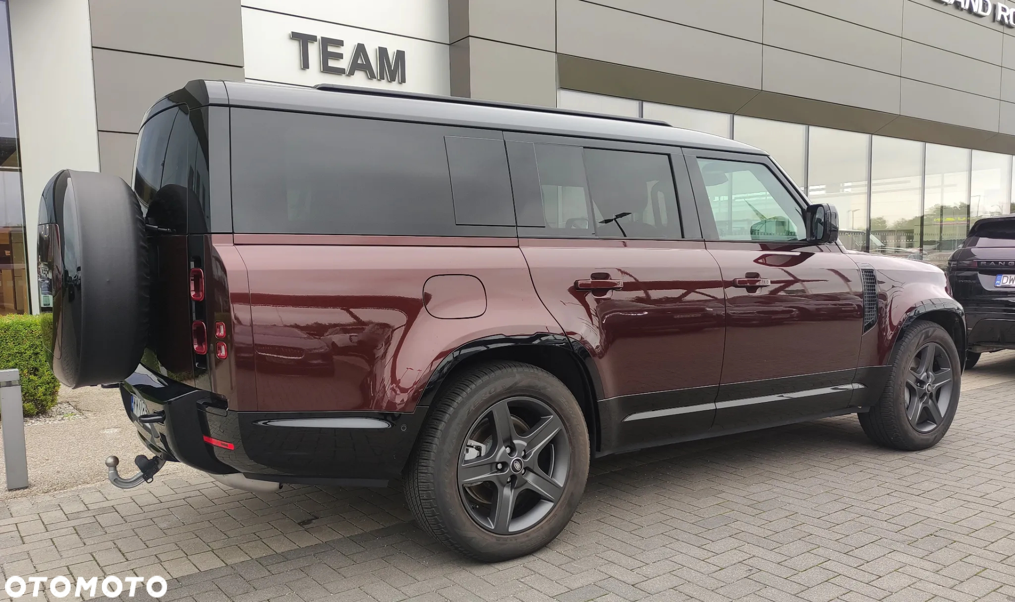 Land Rover Defender - 14