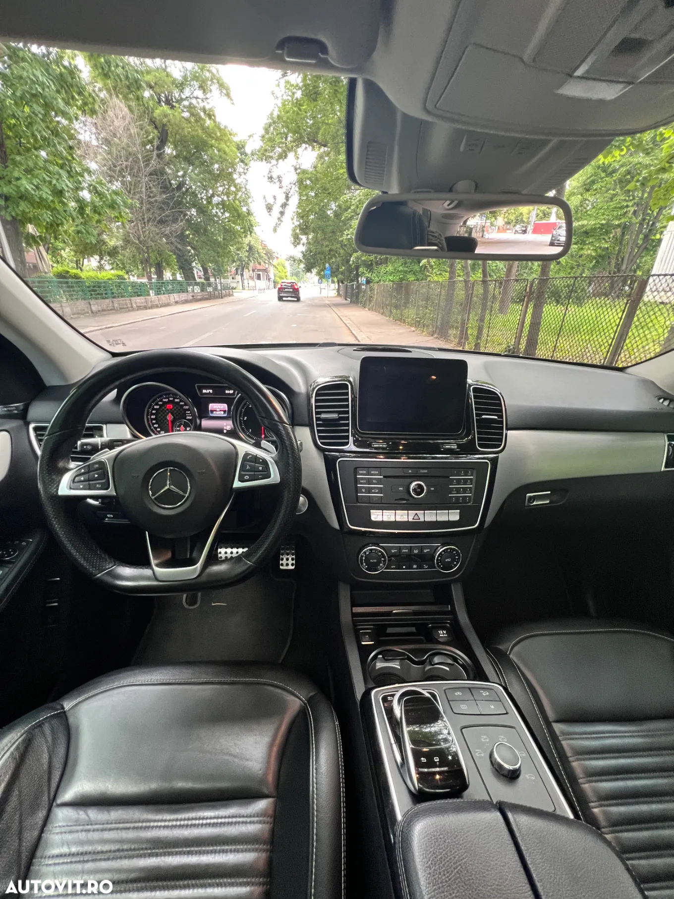 Mercedes-Benz GLE 250 d 4MATIC - 26