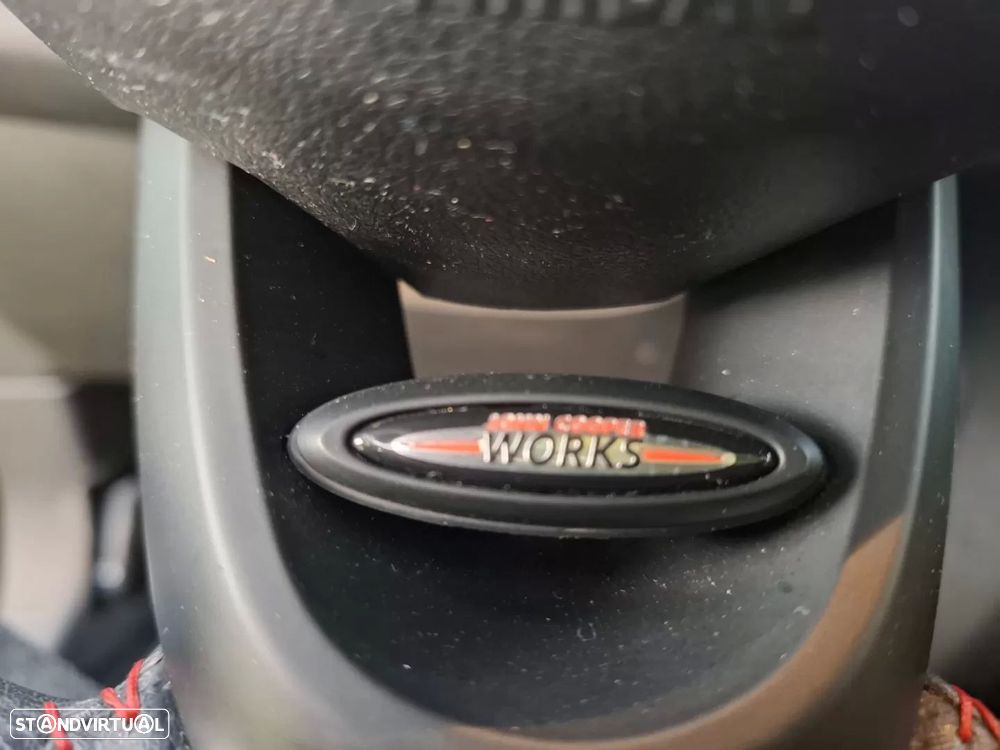 MINI Countryman Cooper SD Auto Desportiva - 33