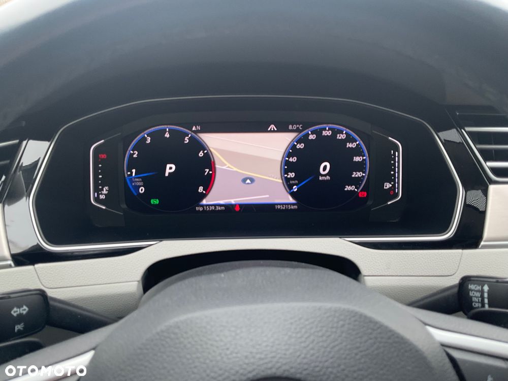 Volkswagen Passat 2.0 TSI Elegance DSG - 17