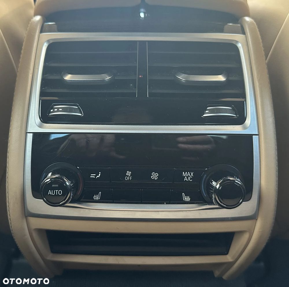 BMW Seria 7 740d xDrive - 17